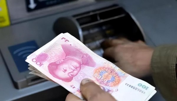 小麦财经股票配资 在银行存款，存折和银行卡的区别在哪里？银行员工提醒，望周知！